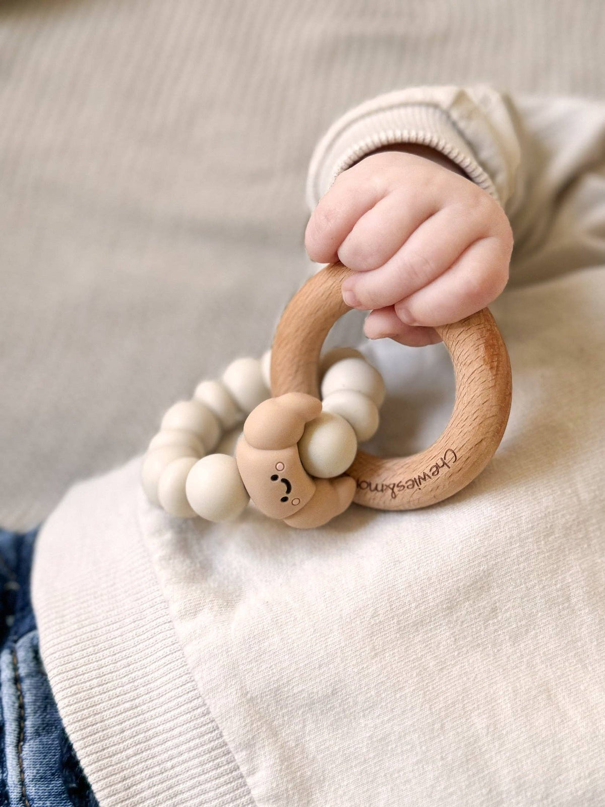 Chewies&more Wooden/Silicone Teething Rings - Croissant - Latte