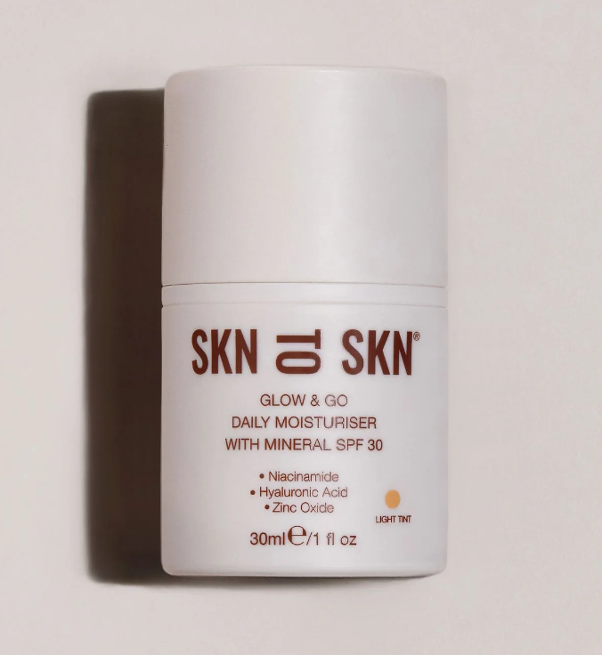 Glow and Go Daily Moisturiser with Mineral SPF30 Light Tint 30ml